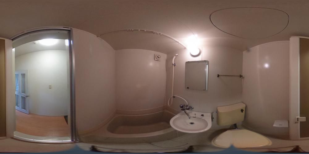 �o�X���[��