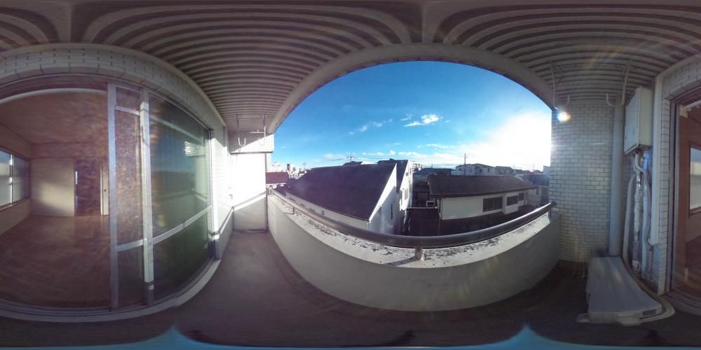 �o���R�j�[