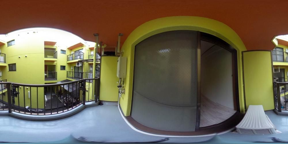 �o���R�j�[